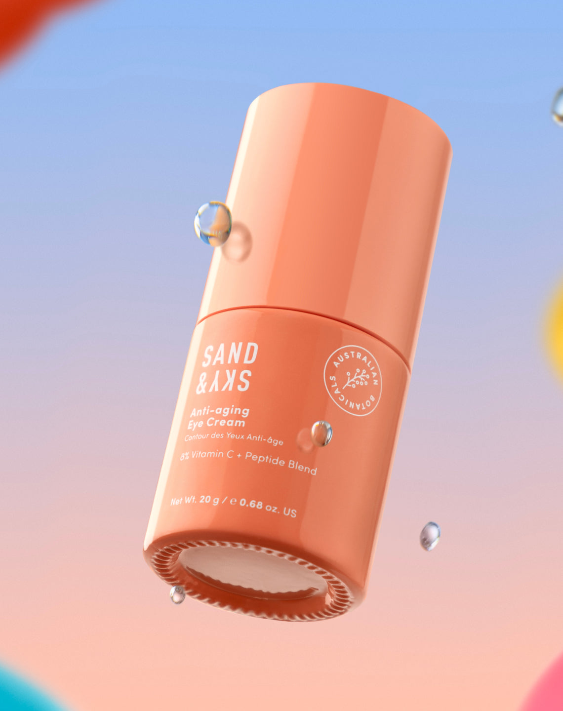 Anti-Aging-Augencreme Lifestyle-Aufnahme - Produkt in Anwendung