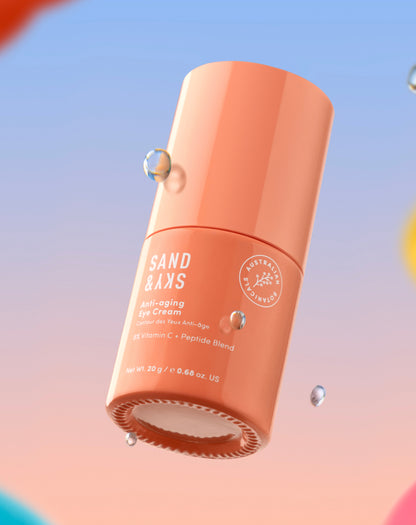 Anti-Aging-Augencreme Lifestyle-Aufnahme - Produkt in Anwendung