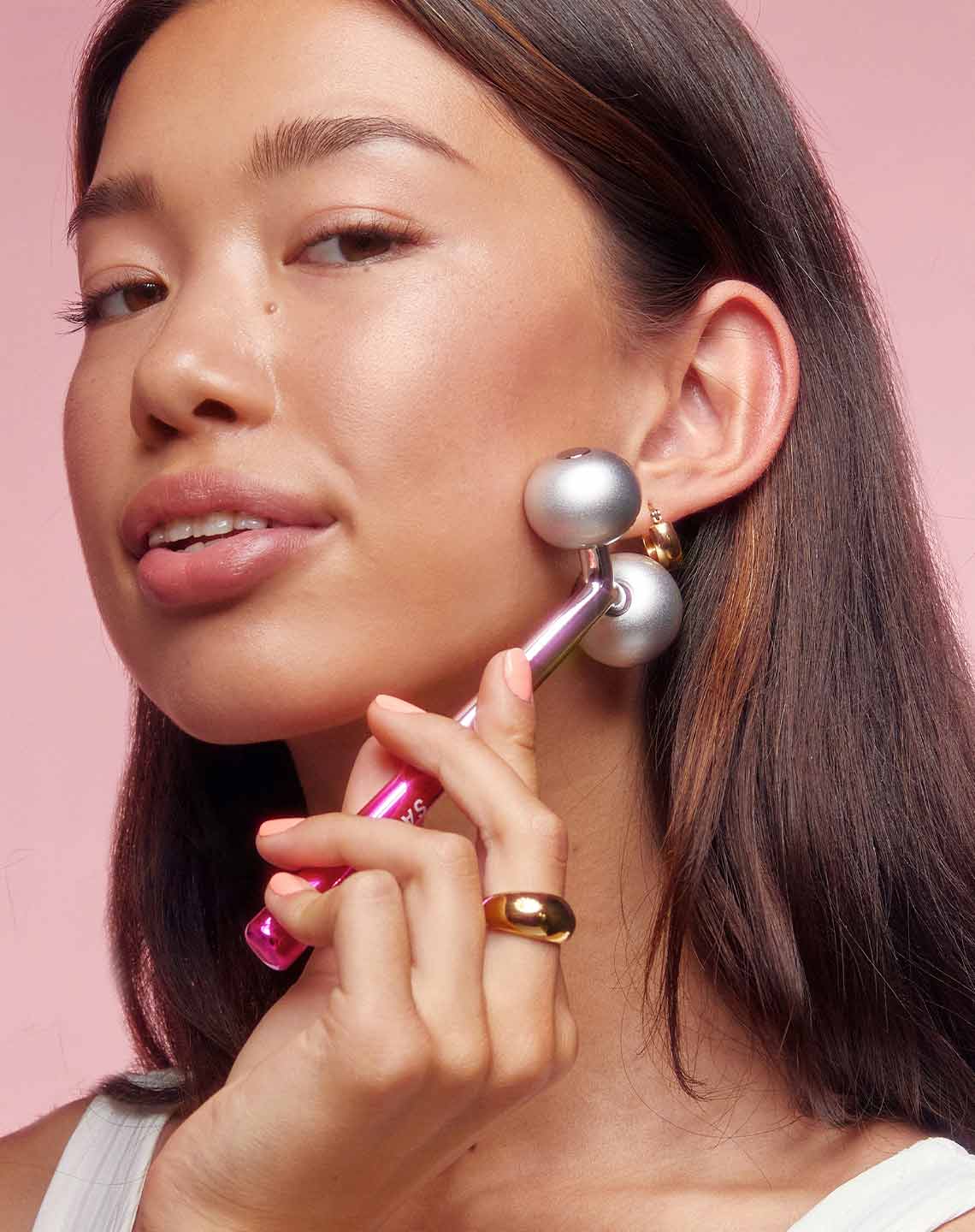 Aussie Skincare Essentials Firming Face Roller texture and consistency closeup