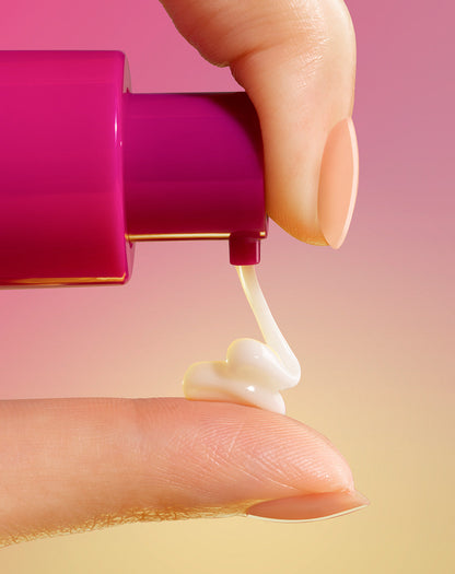 Plump &amp; Glow Kit texture and consistency closeup